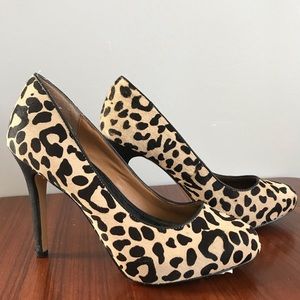 DV Dolce Vita leopard print pumps